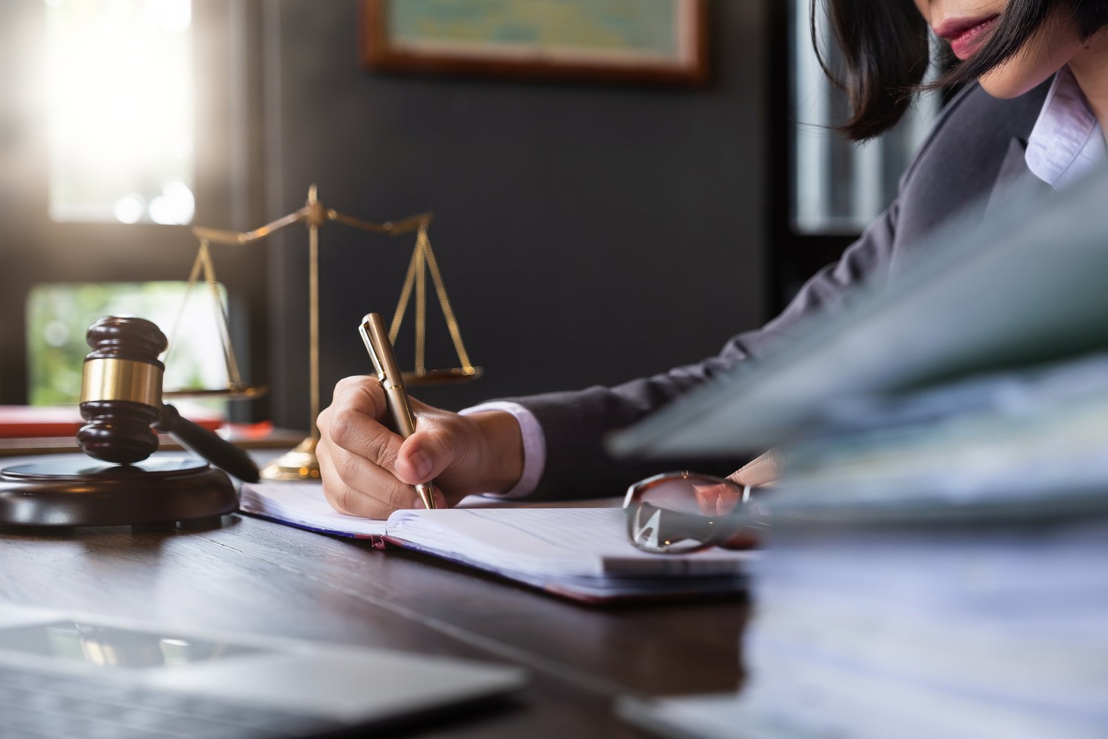 Mastering the Art of Leading a Successful Law Firm